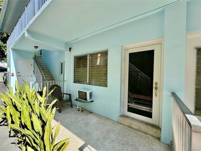 Foto del edificio - 644 Meridian Ave