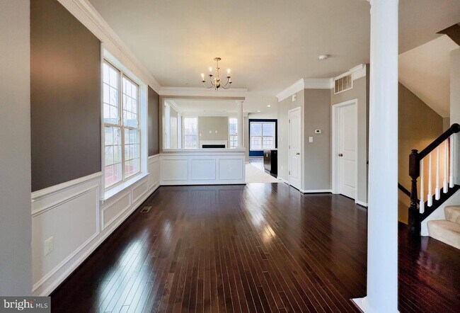 Foto del edificio - 923 Whitstable Blvd