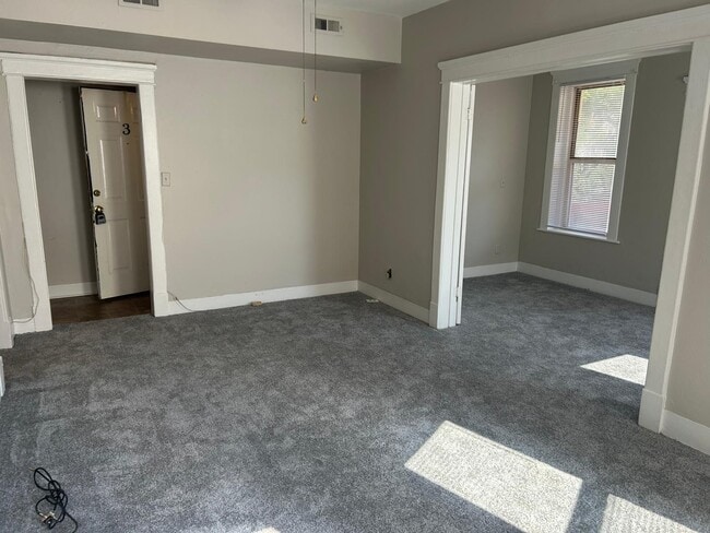 Photo - 131 Hough Ave Apartment