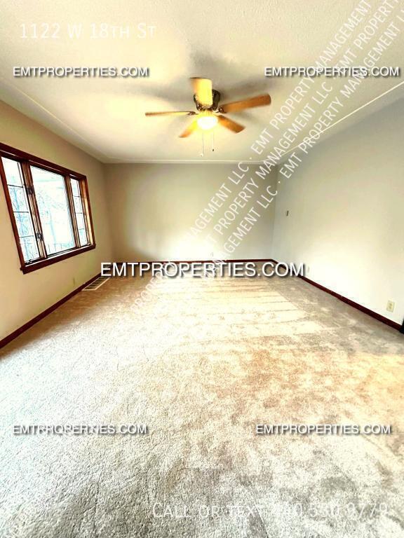 Foto del edificio - 1122 W 18th St