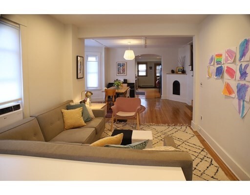 Building Photo - 20 Minot Pl