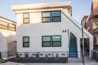 Building Photo - 52 Argonne Ave