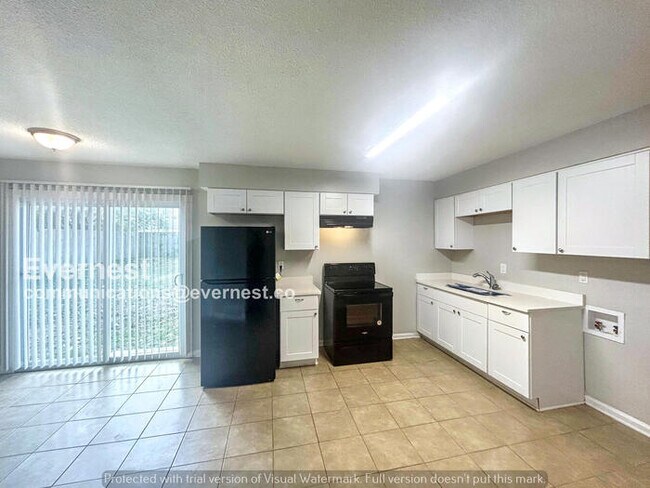 Foto del edificio - 2645 Eastbrook Dr