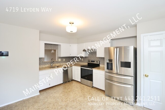 Building Photo - 3 Bedroom Townhome in Ellicott City!