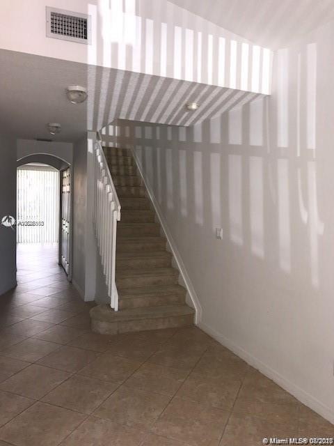 Building Photo - 4939 N Harbor Isles Dr