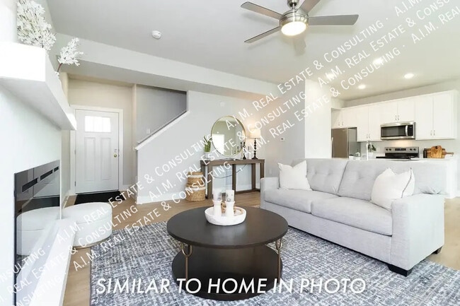 Building Photo - 4407 NE Timber Ln