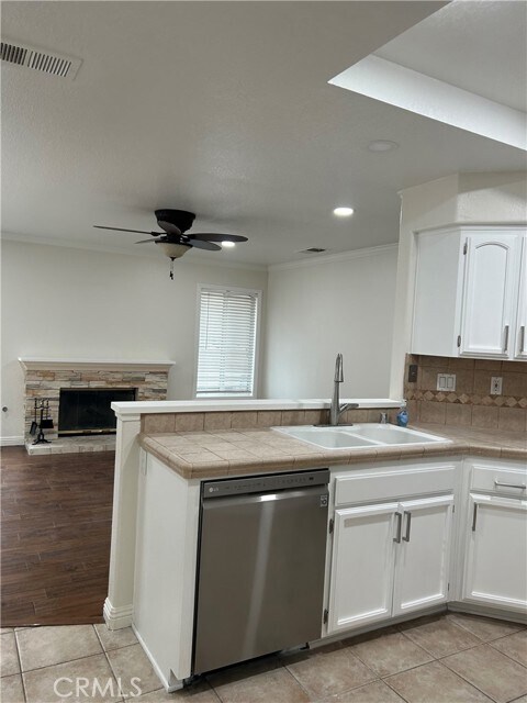 Building Photo - 4824 Baroque Terrace