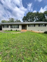 Building Photo - 401 Shannon Way