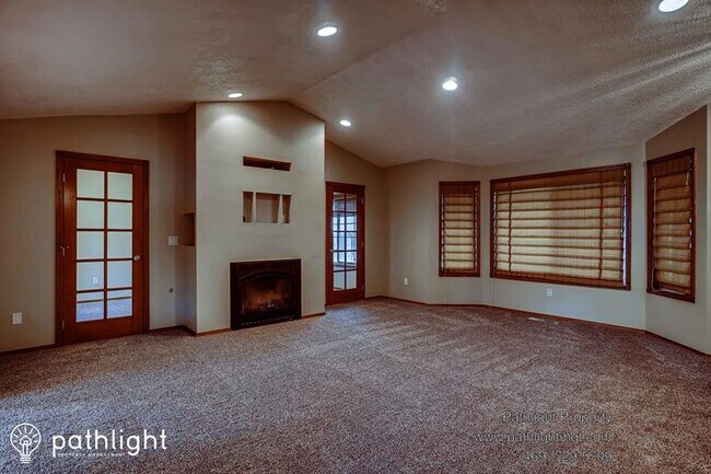 Foto del edificio - 13906 NE 45th St