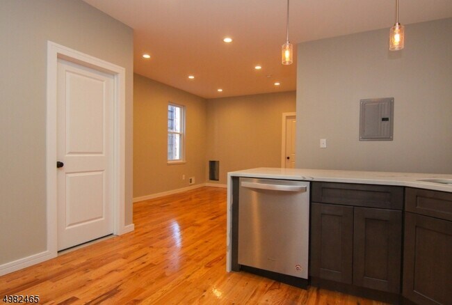Foto del edificio - 682 N 8th St