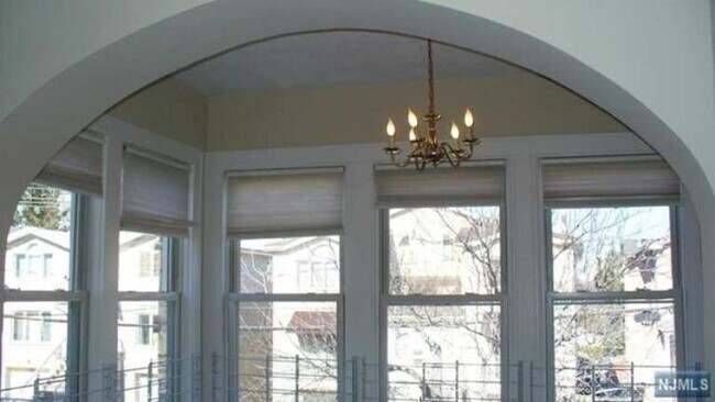 Foto del edificio - 282 Knox Ave