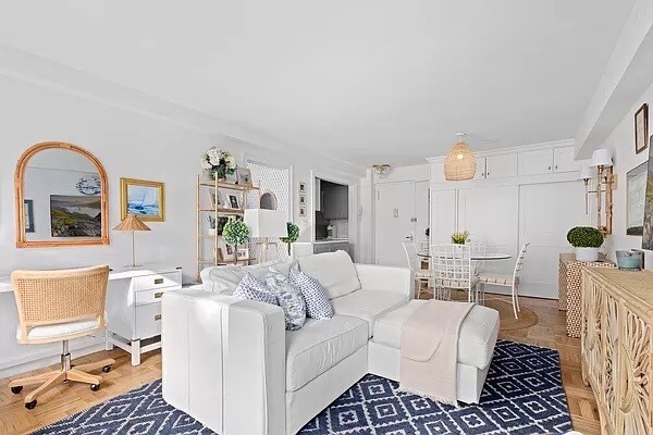 Foto principal - 55 E 9th St