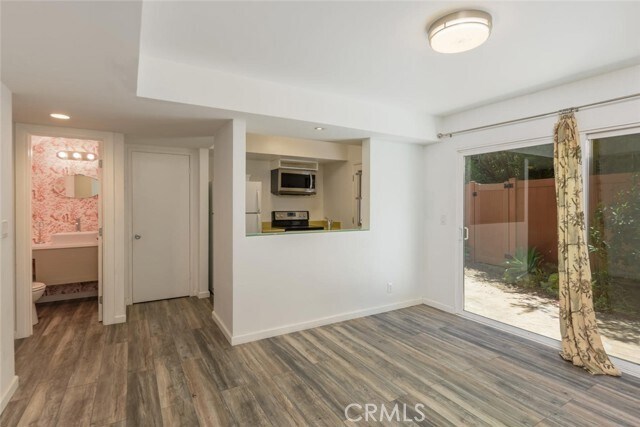 Foto del edificio - 27424 Country Glen Rd