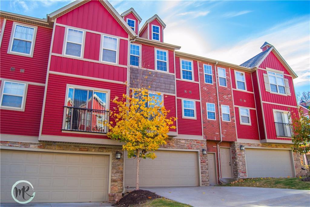 2868 W Lakewood Dr, Fayetteville, AR 72704 Condo for Rent in