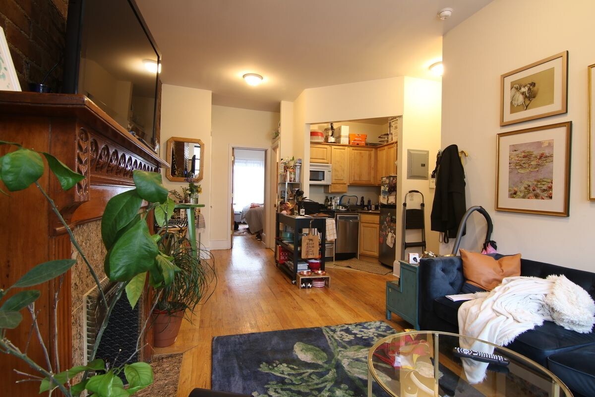 Primary Photo - 360 West End Ave