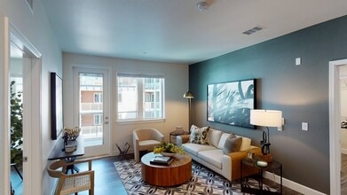 Building Photo - Capitol Towers - Luxury Midrise