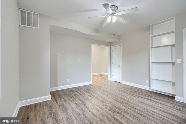 Building Photo - 8611 Flower Ave