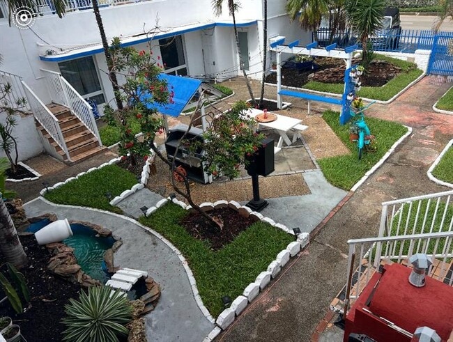 Foto del edificio - 2115 N Ocean Blvd