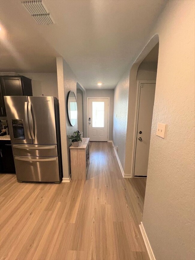 Building Photo - 4 br, 2.5 bath House - 846 Brown Thrasher