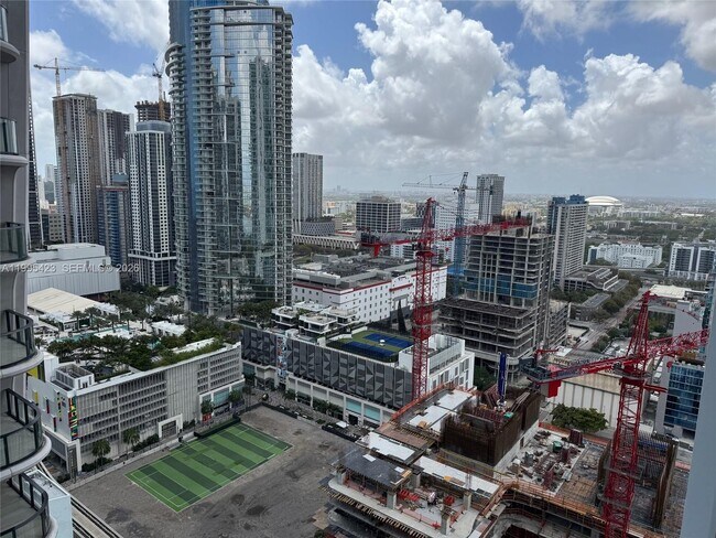 Foto del edificio - 1040 Biscayne Blvd