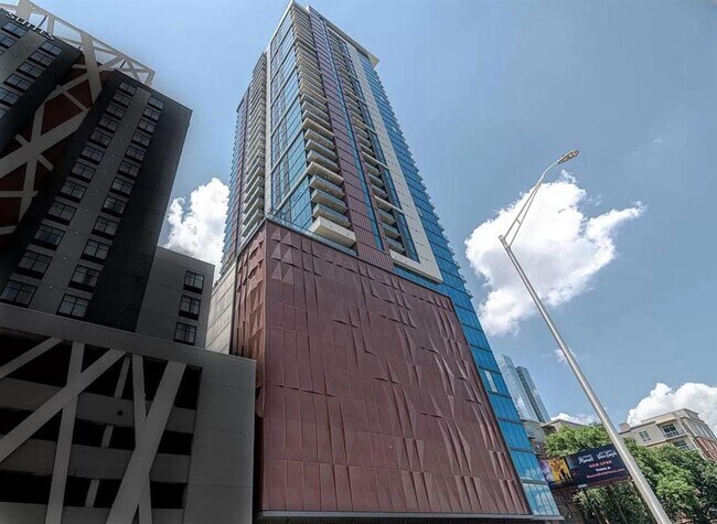 Foto del edificio - 84 East Ave