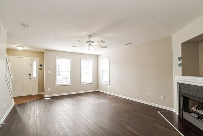 Foto del edificio - 9939 Orchard Grass Ct