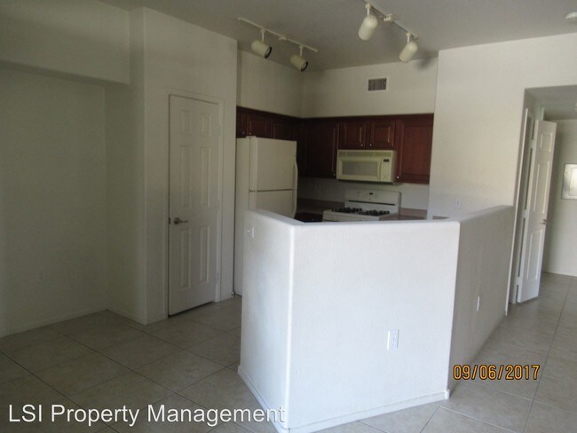 Building Photo - 9303 Gilcrease Ave