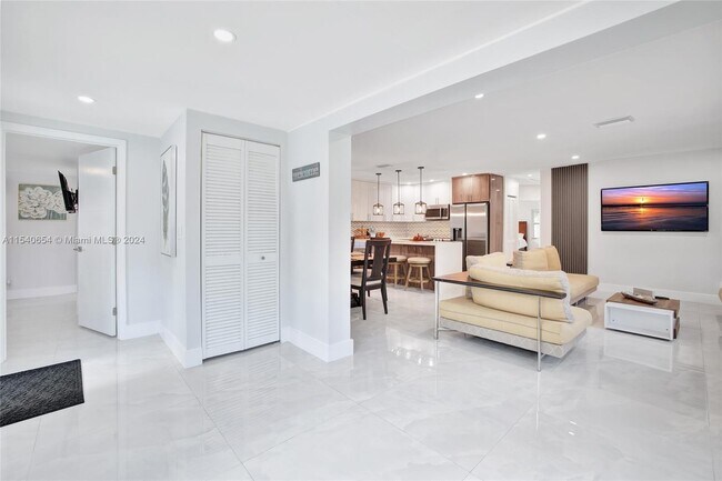 Foto del edificio - Listing 7