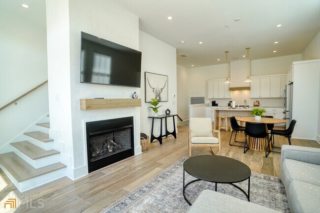 Foto del edificio - 560 Heatherden Ave