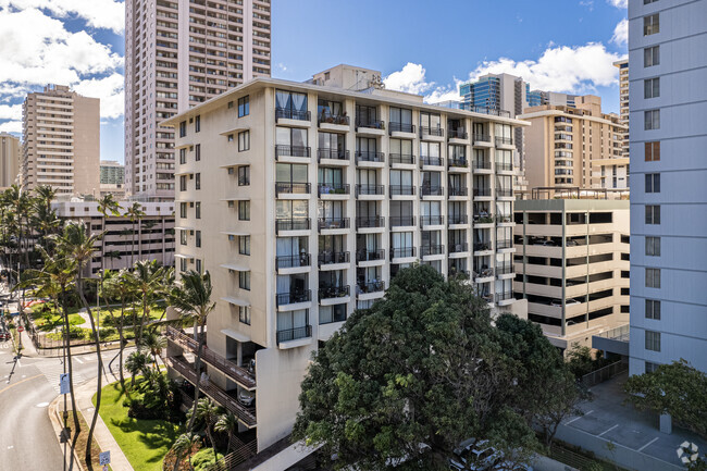 Building Photo - Seaside Suites