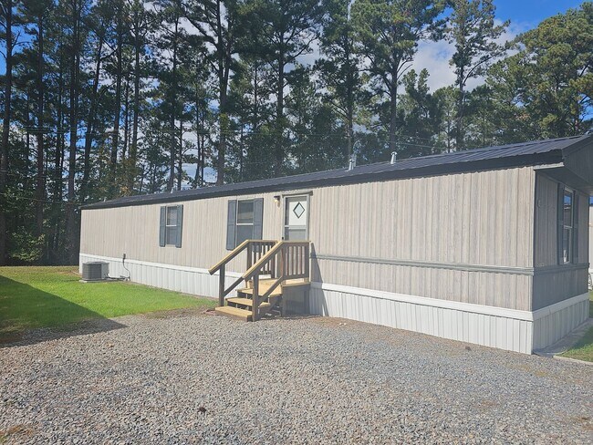 Foto del edificio - New Lisiting!!