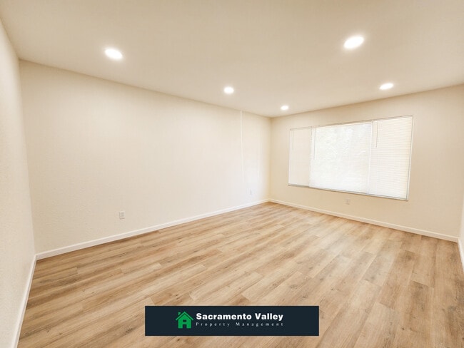 Building Photo - 7692 Rotherton Way