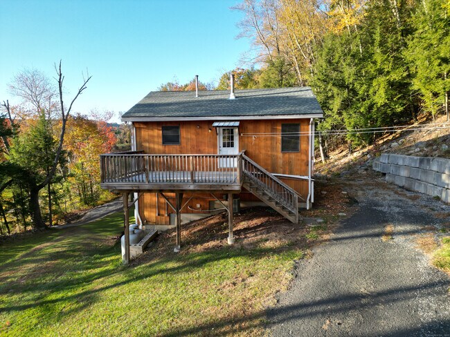 Building Photo - 84 Carpenter Rd