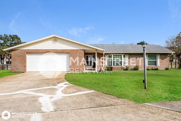 Foto principal - 176 Harpers Ferry Dr