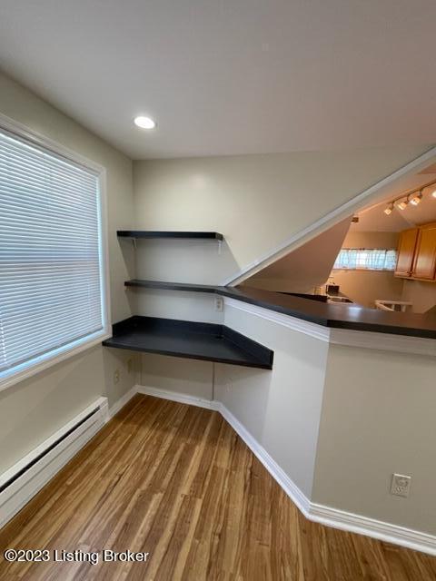 Building Photo - 1802 Deerwood Ave