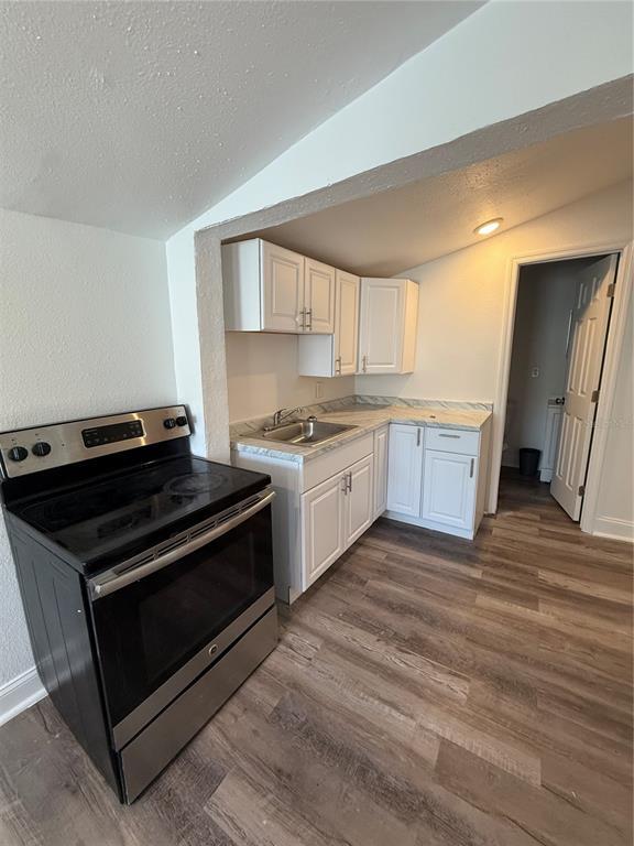 Foto del edificio - 3124 W Ivy St