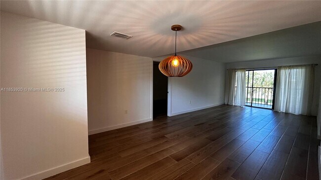 Foto del edificio - 8415 SW 107th Ave