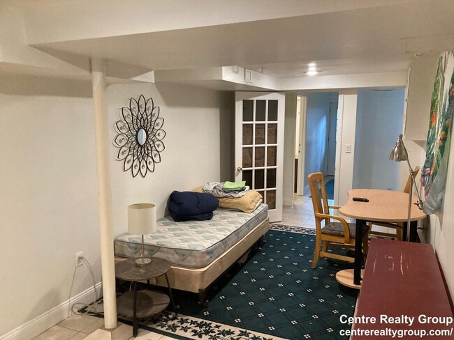 Building Photo - Amazing value two bedroom in Brookline