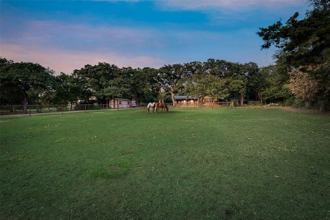 Foto del edificio - 10304 Lisa Jean Dr