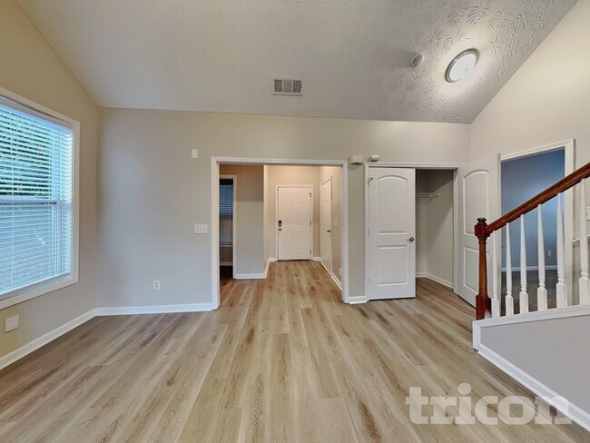 Foto del edificio - 2350 Dalton Park