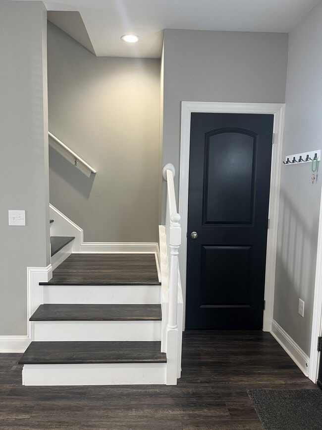 Photo - 77 Emanuel Ct Townhome