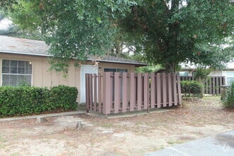 Building Photo - 1375 Bakalane Ct