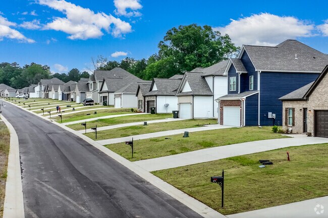 Enjoy a newly constructed home in Jasper.
