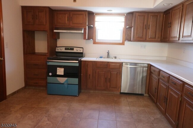 Building Photo - 174 Passaic Ave