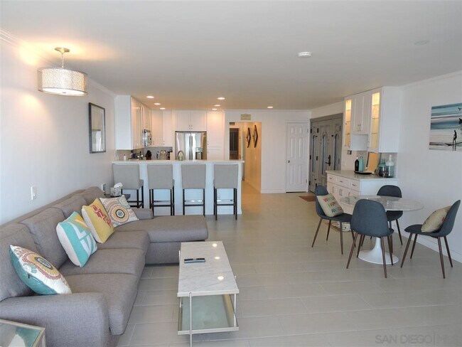 Building Photo - 865 BEACHFRONT