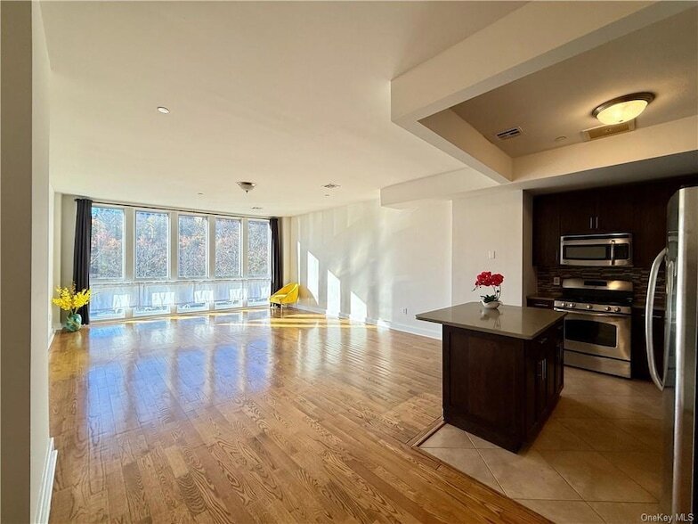 Foto principal - 90 Bay Street Landing
