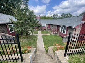 Building Photo - 4701 Brockton Dr