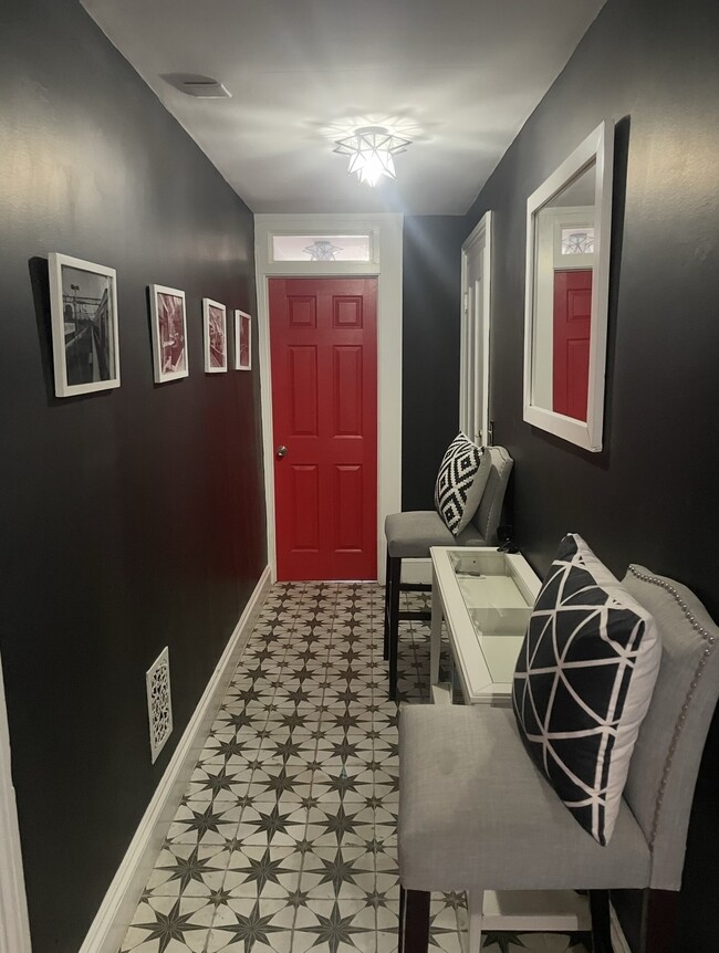 Building Photo - 40 Trumbull St