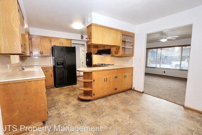 Building Photo - 2 br, 2 bath House - 4781 Mead Avenue
