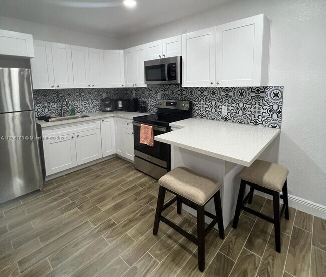 Building Photo - 1101  Beach Ct   Fort Pierce Fl 34950